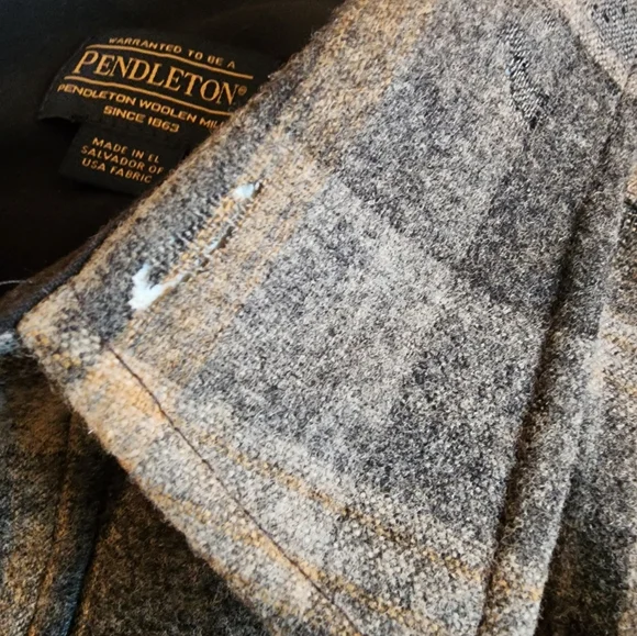 Pendleton Plaid Elbow Patch Trail Shirt - Picture 5 of 5